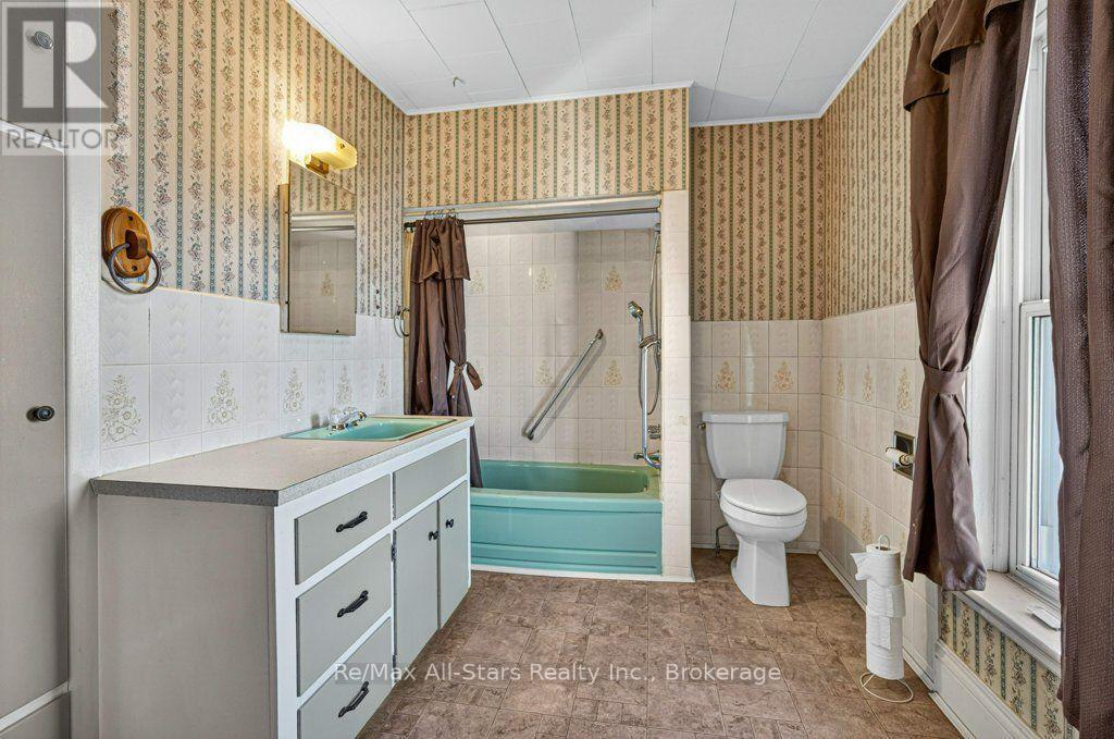 47 King Street E, Kawartha Lakes (Omemee), ON