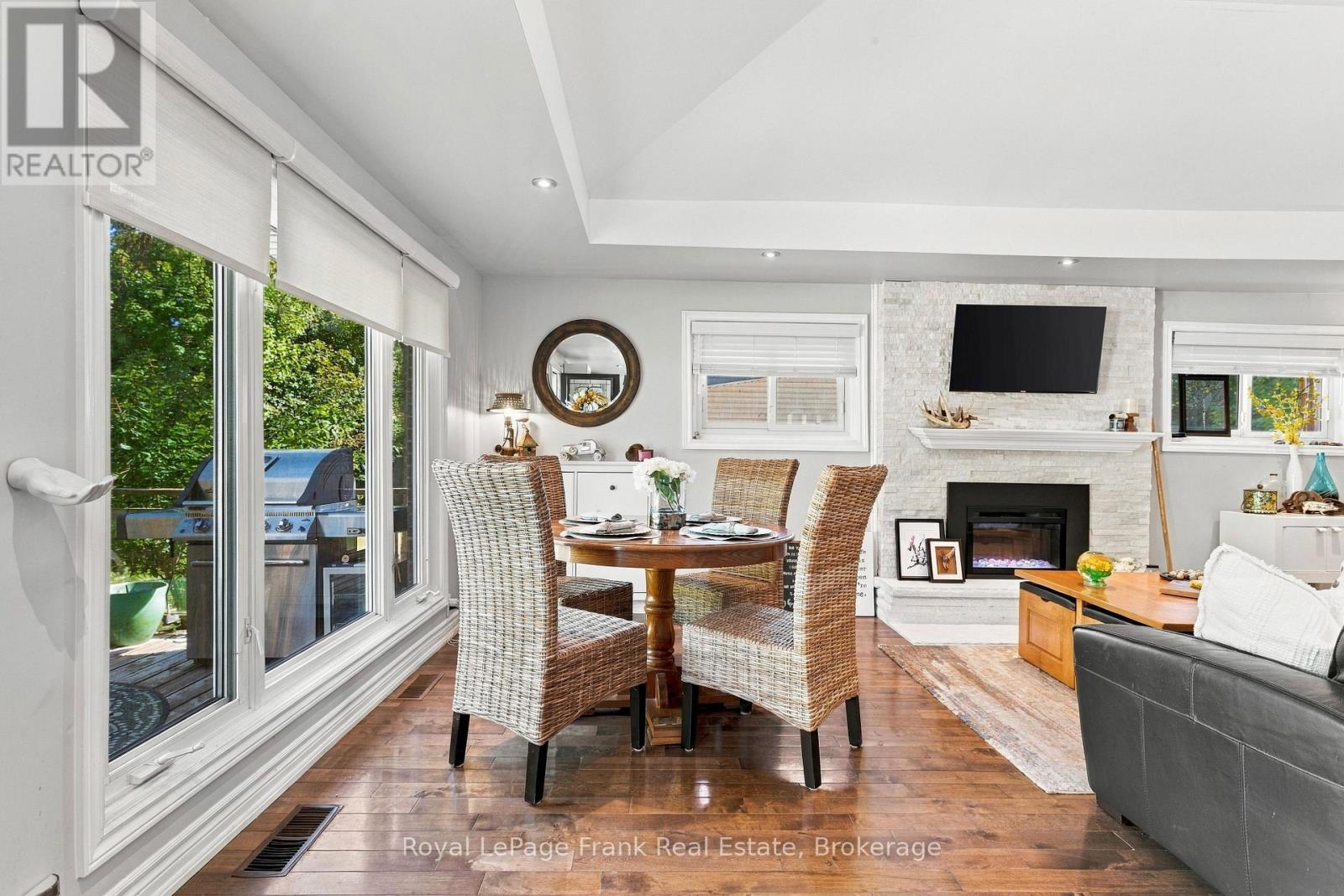 19210 Scugog Point Road, Scugog, ON
