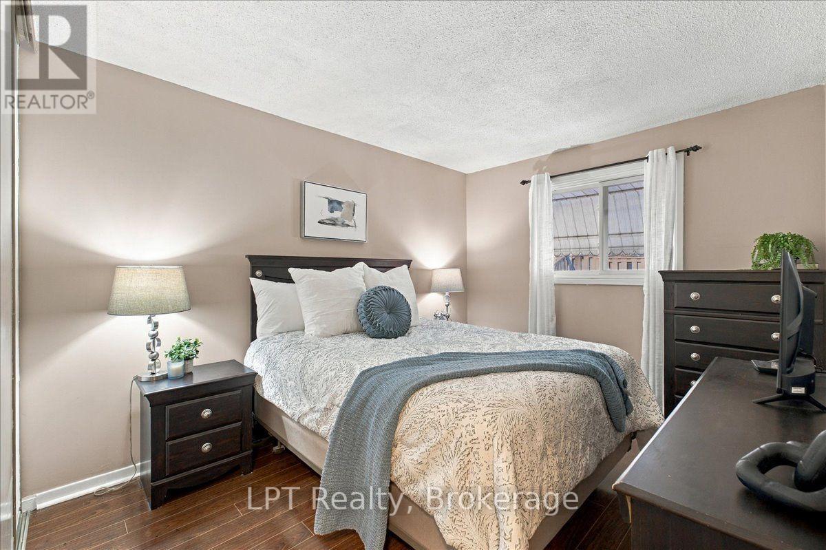 69 Scarfair Pathway, Toronto (Malvern), ON