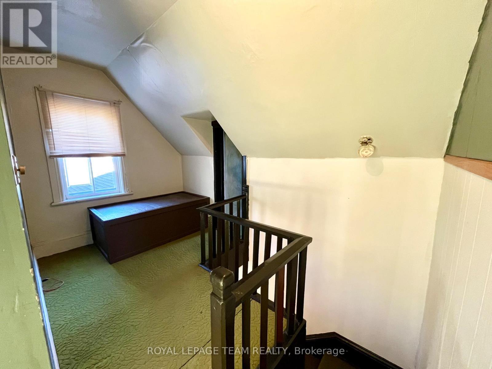 30 Gould Street, Whitewater Region, ON