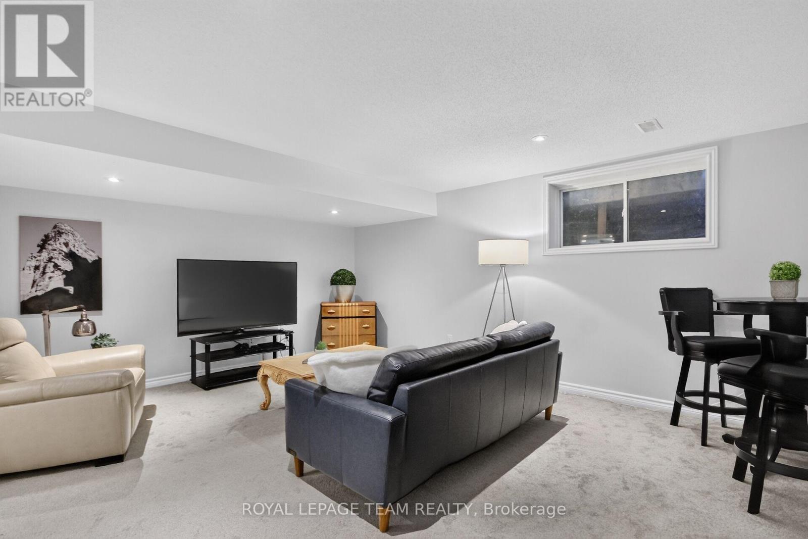 152 Mattingly Way, Ottawa, ON