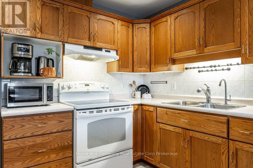 127 Walsh Crescent, Stratford, ON