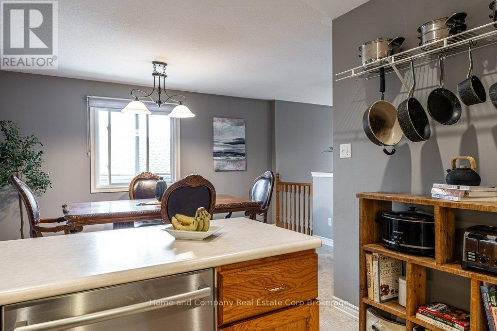 127 Walsh Crescent, Stratford, ON