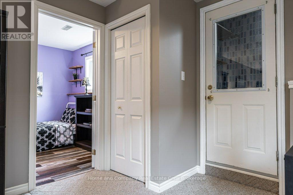 127 Walsh Crescent, Stratford, ON