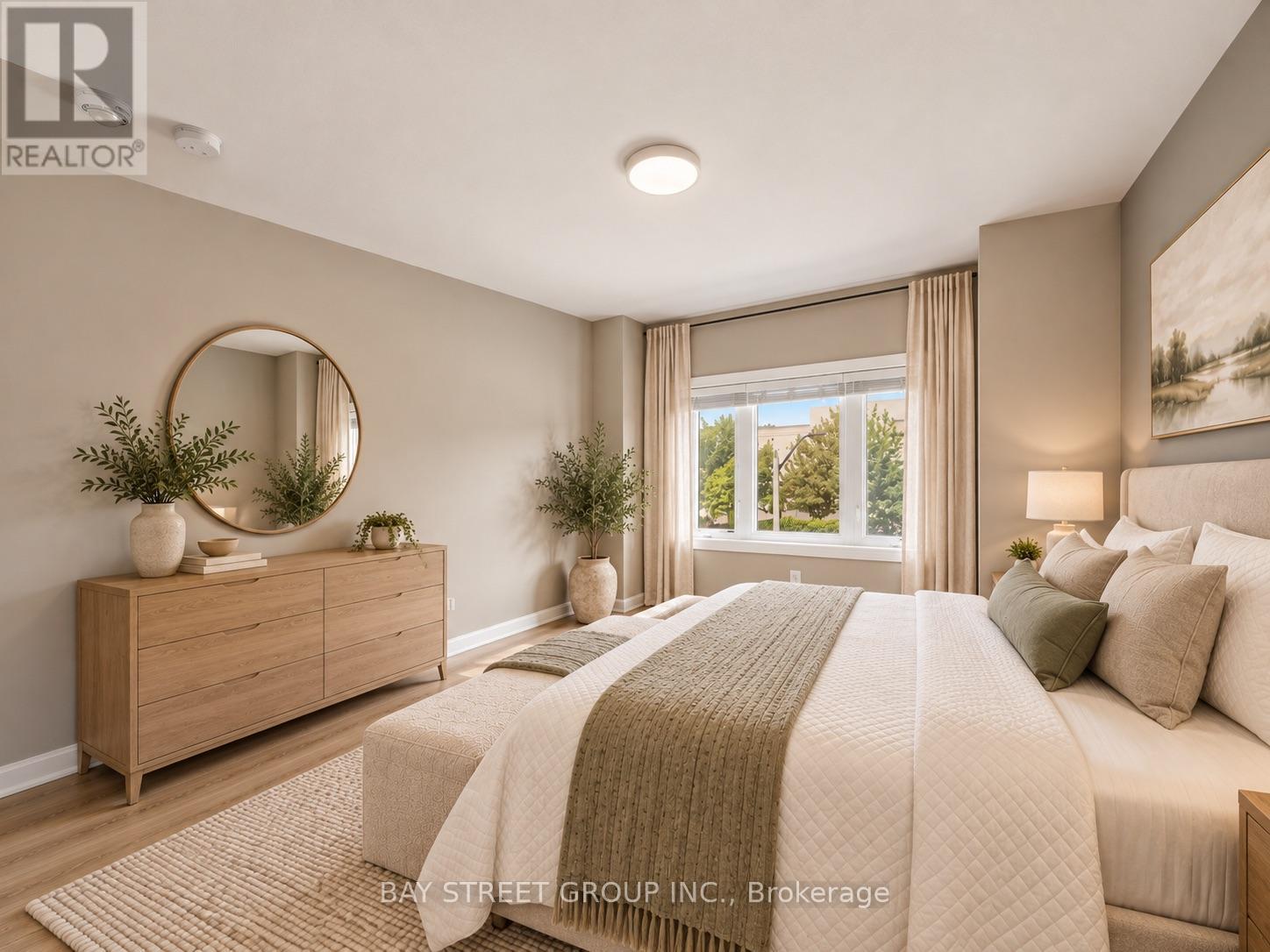 2 Longshore Way, Whitby, ON