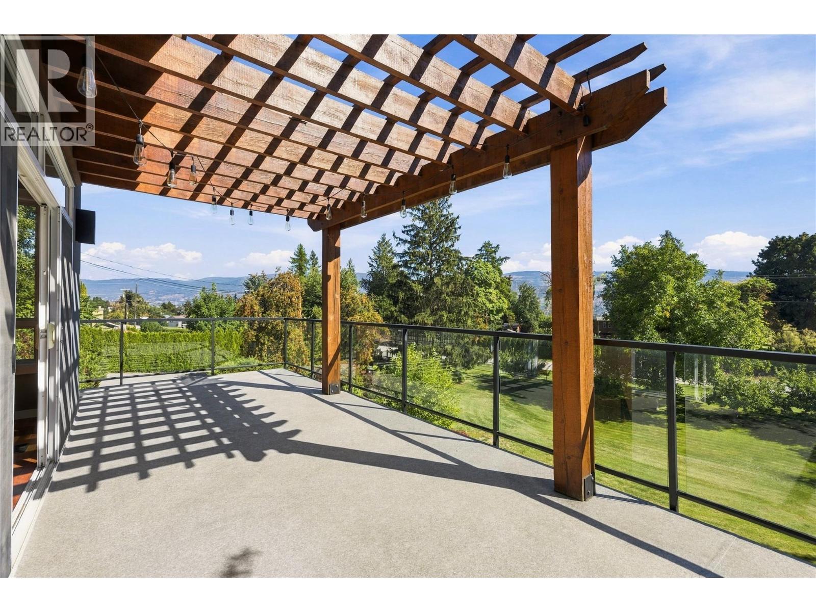 220 West Bench Drive, Penticton, BC