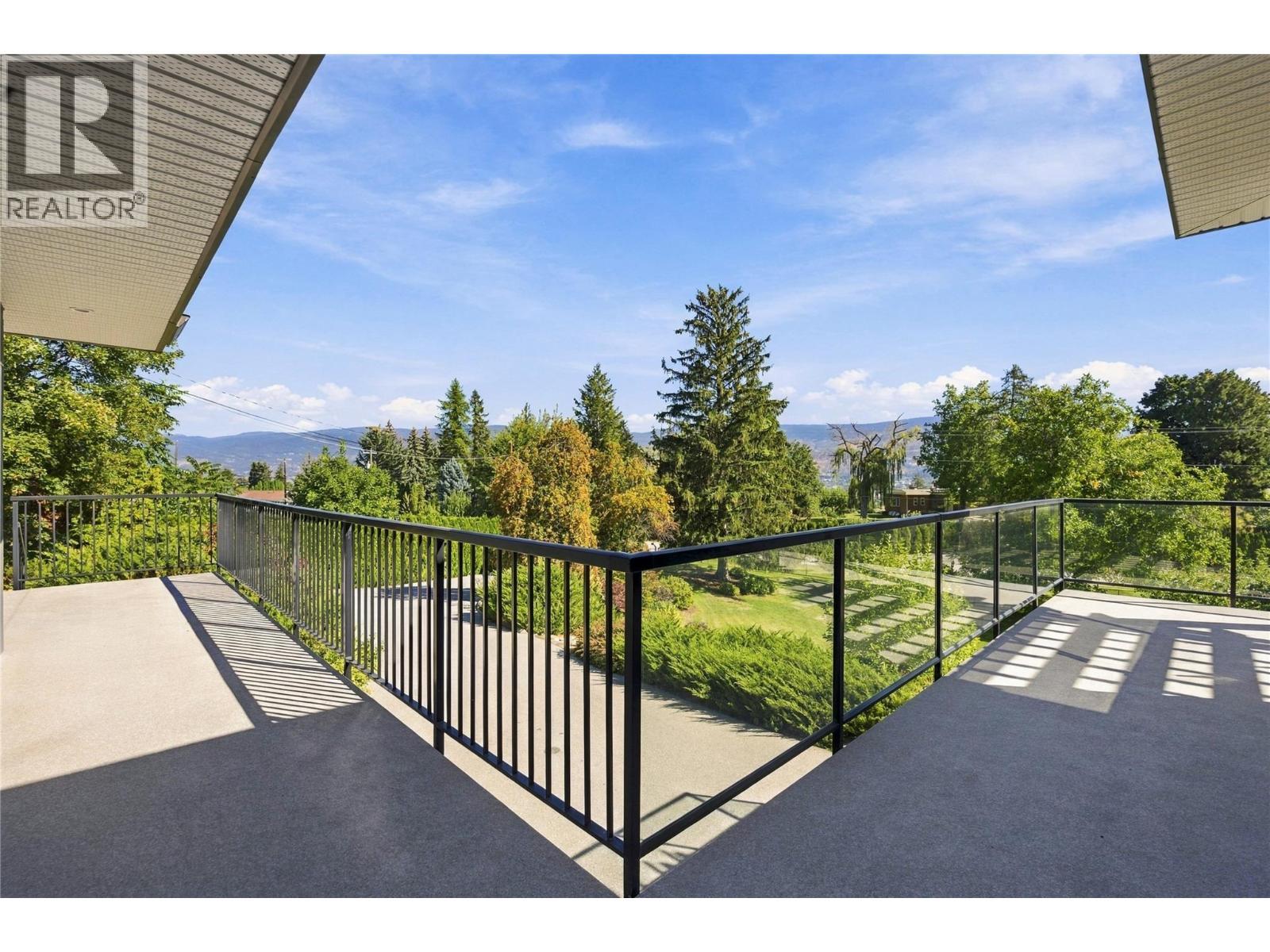 220 West Bench Drive, Penticton, BC