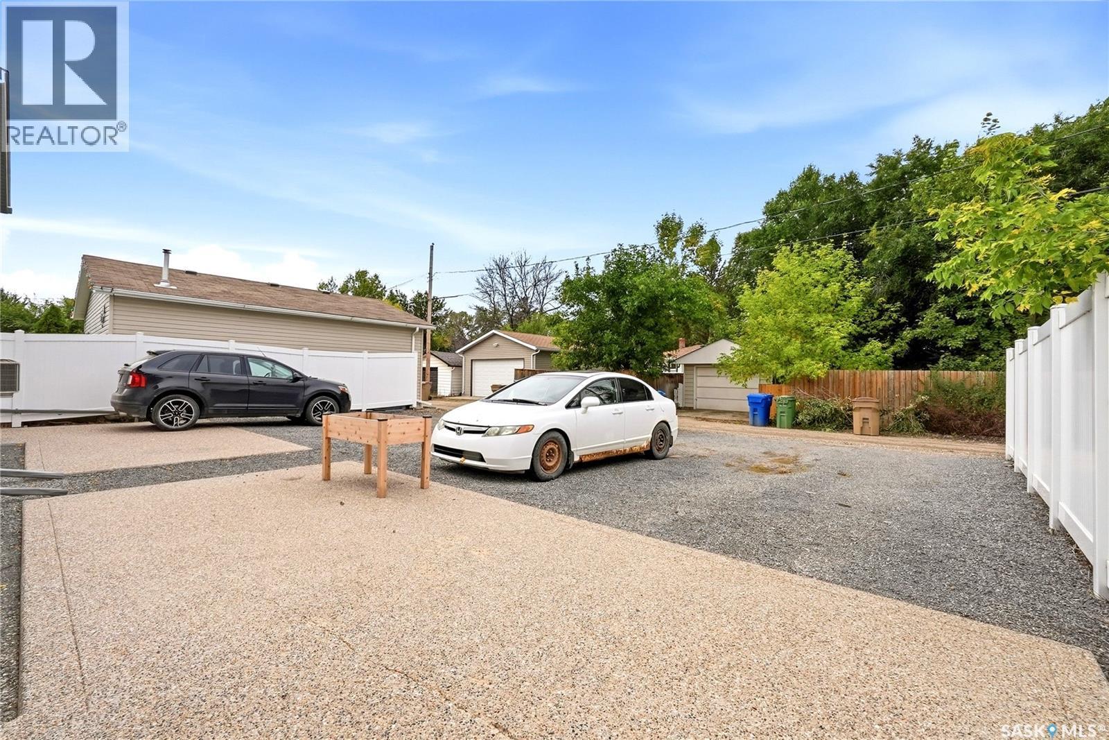 2744 Mackay Street, Regina, SK
