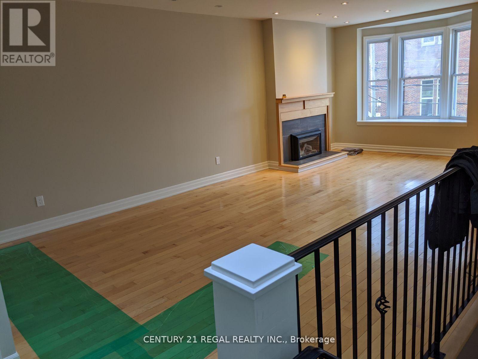 157 Roncesvalles Avenue, Toronto, ON