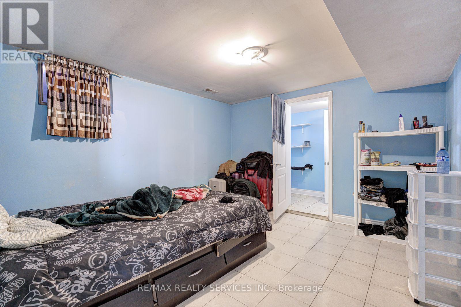 7558 Rockhill Road, Mississauga, ON
