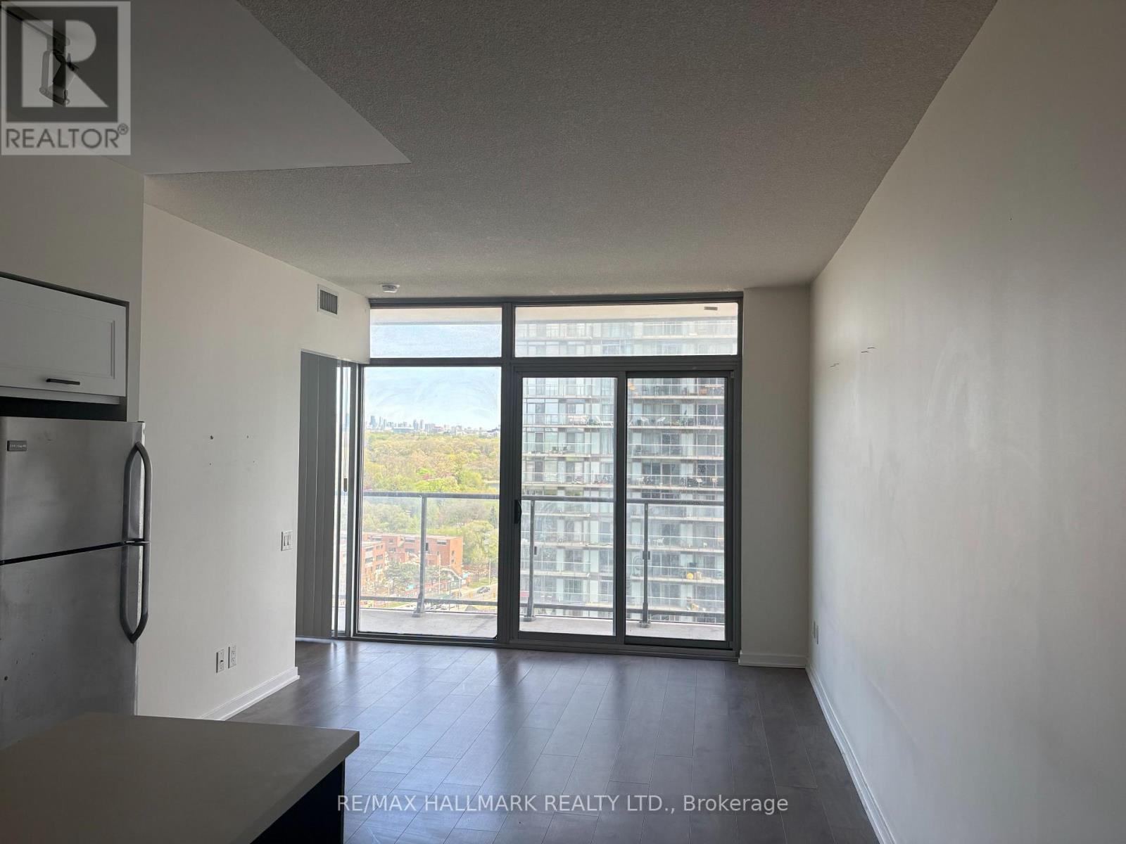 1414 - 105 The Queensway Avenue, Toronto, ON