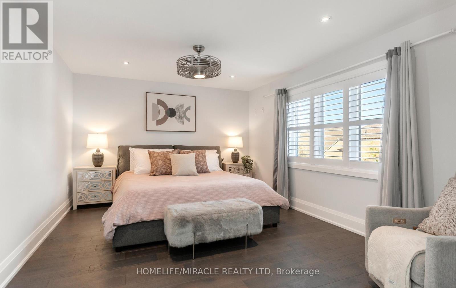 3330 Raspberry Bush Trail, Oakville, ON