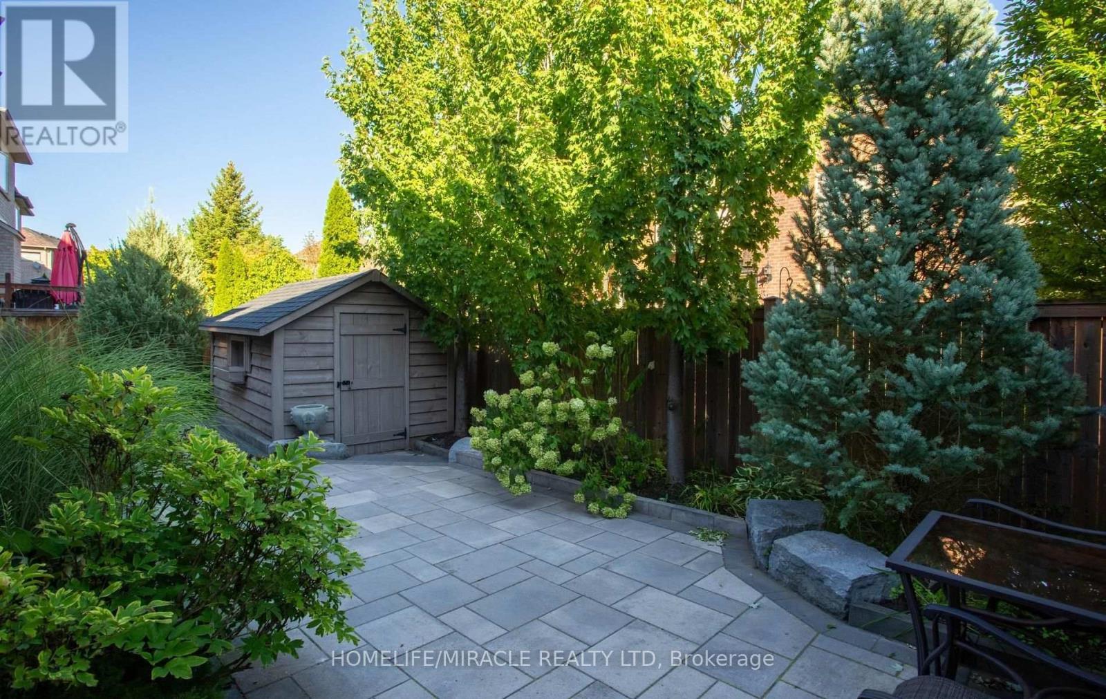 3330 Raspberry Bush Trail, Oakville, ON