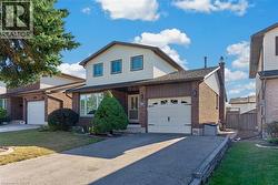 461 EAGLEWOOD Drive Hamilton, ON L8W 2T1