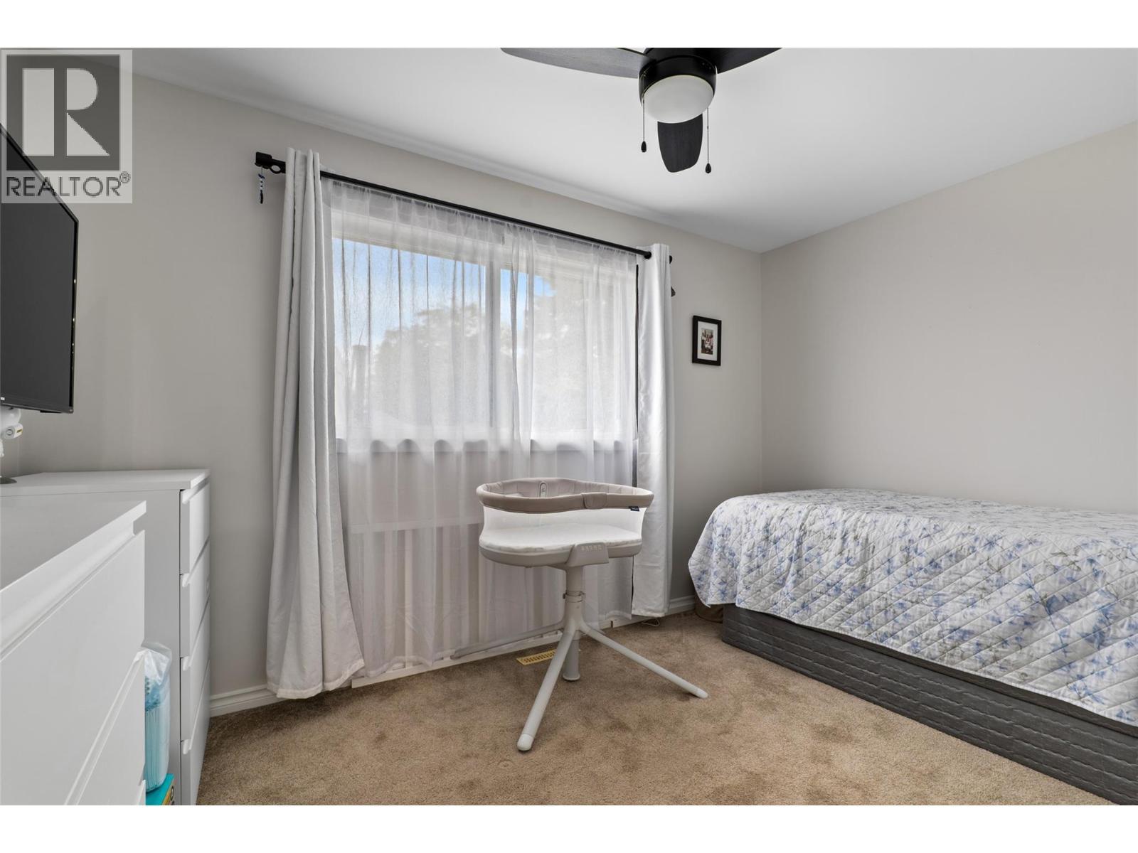 384 Arrowstone Drive, Kamloops, BC