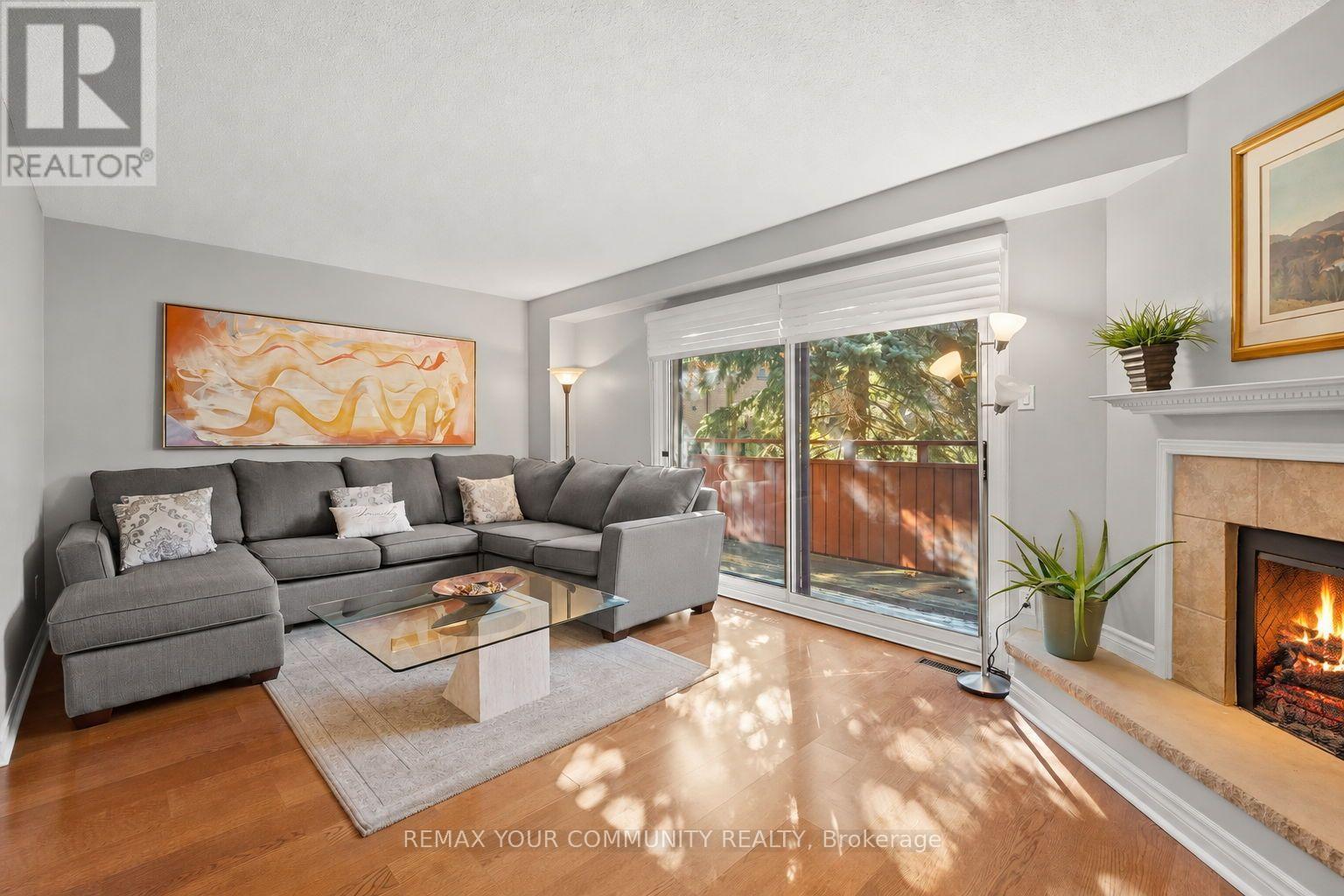 19 Poet'S Walk Way, Toronto, ON