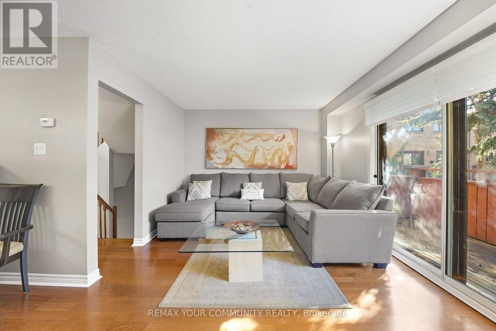 19 Poet'S Walk Way, Toronto, ON
