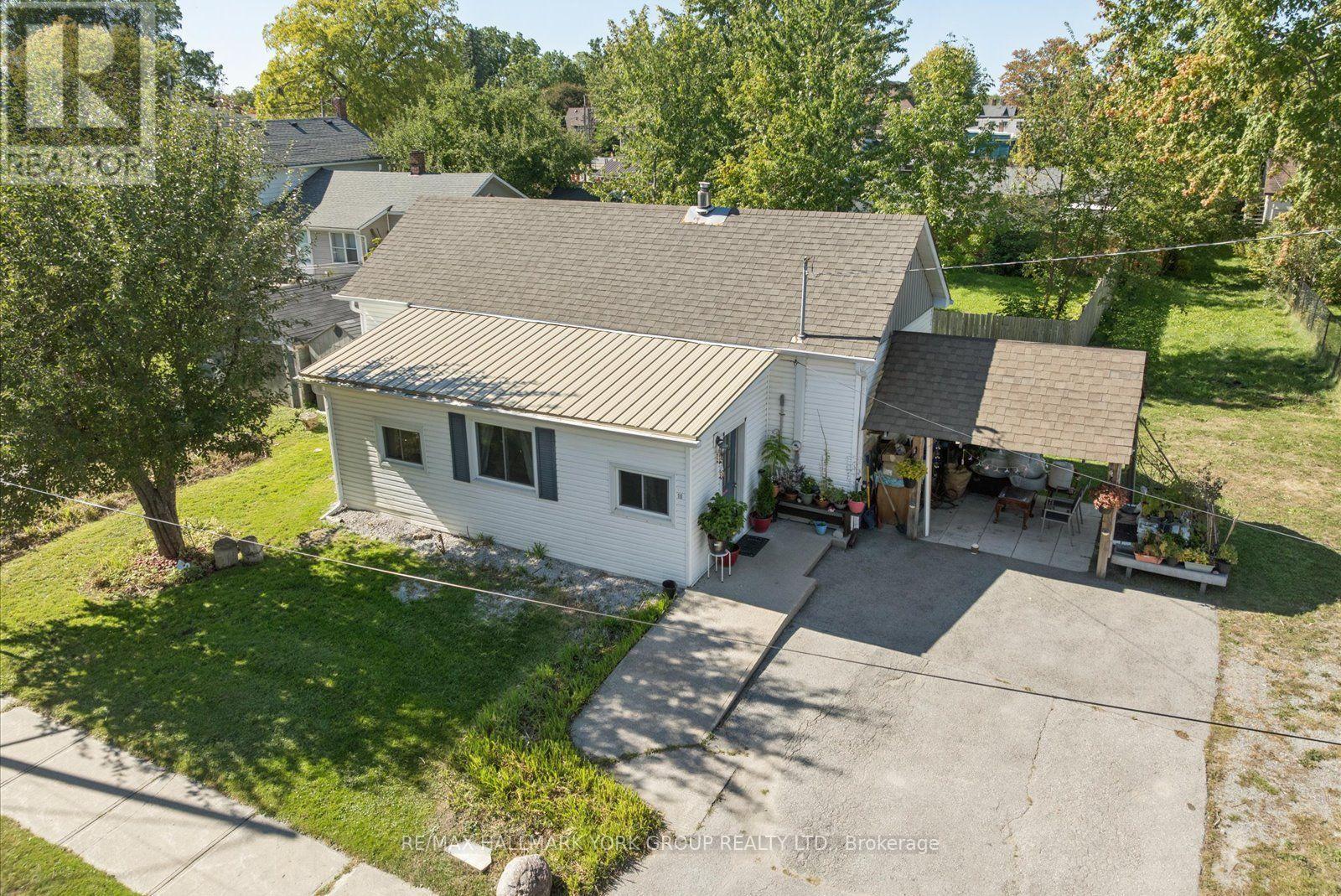 16 Snooks Road, Georgina, ON