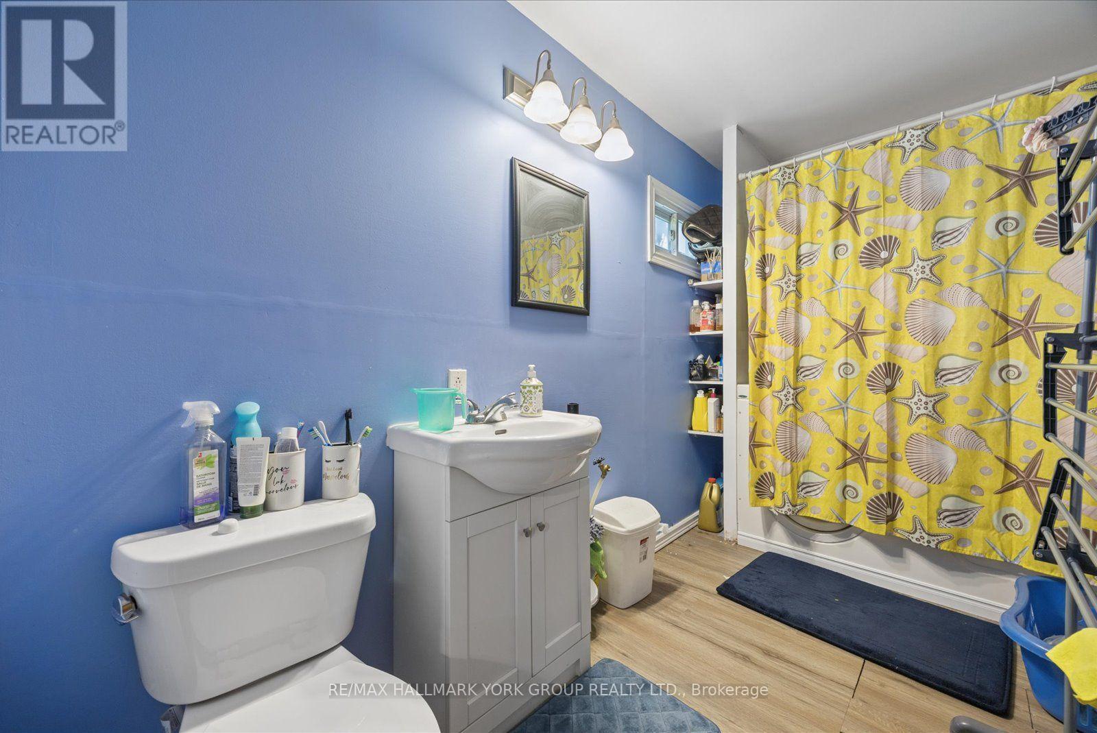 16 Snooks Road, Georgina, ON