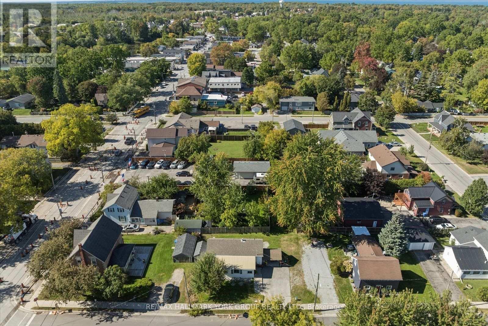 16 Snooks Road, Georgina, ON