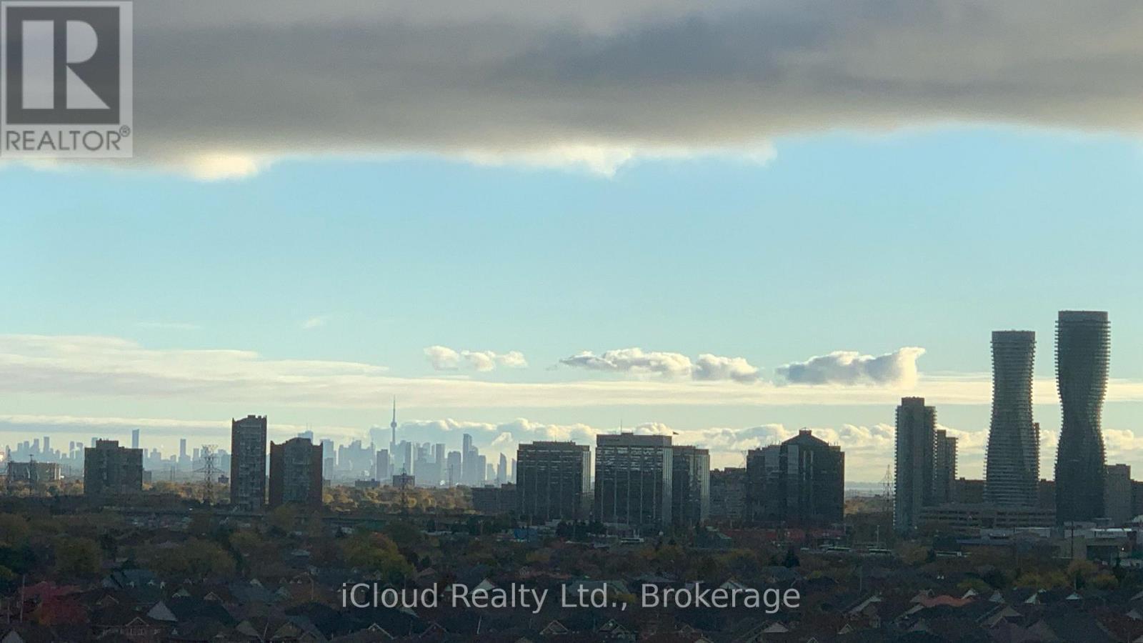 1407 - 700 Constellation Drive, Mississauga, ON