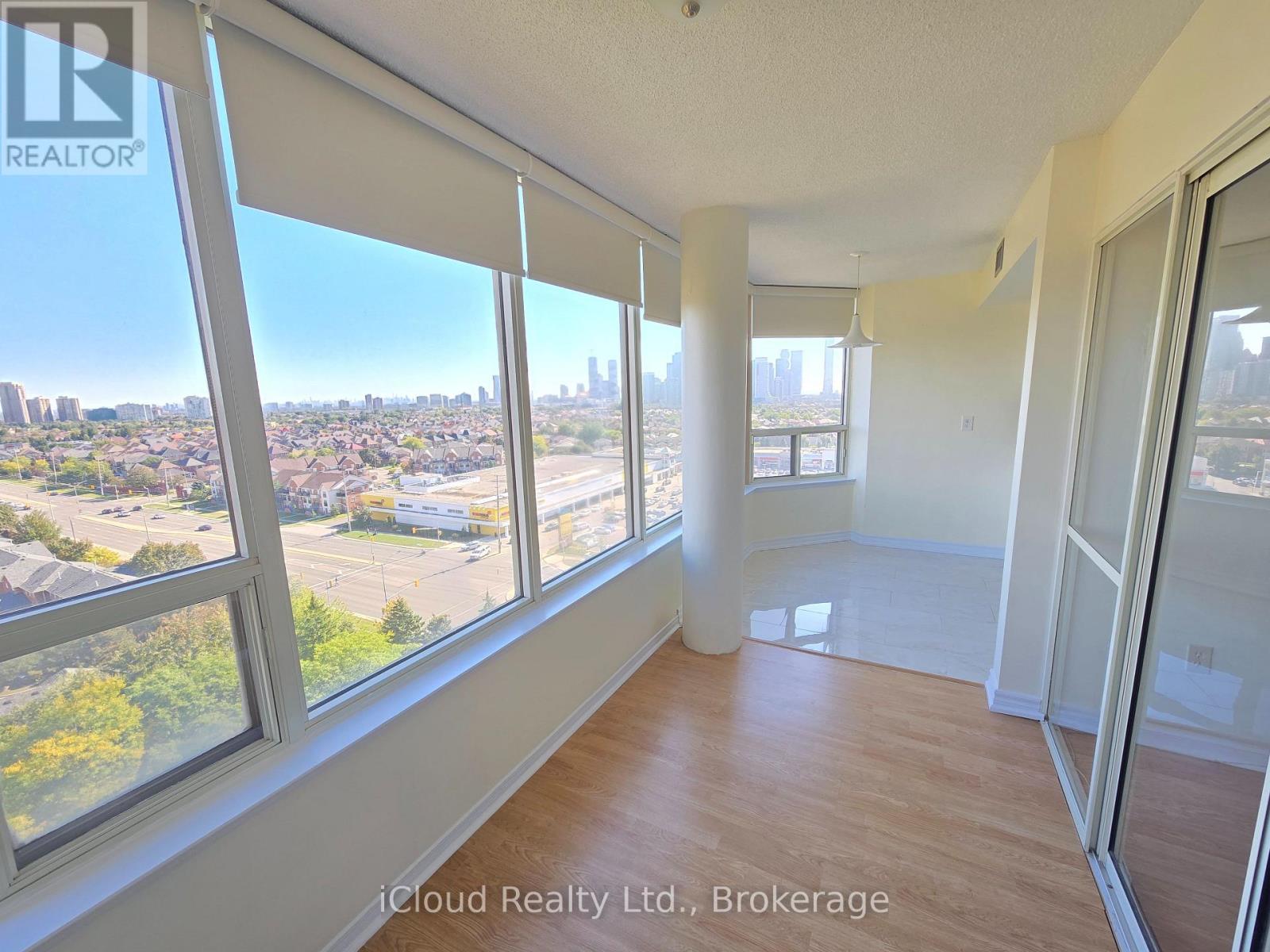 1407 - 700 Constellation Drive, Mississauga, ON