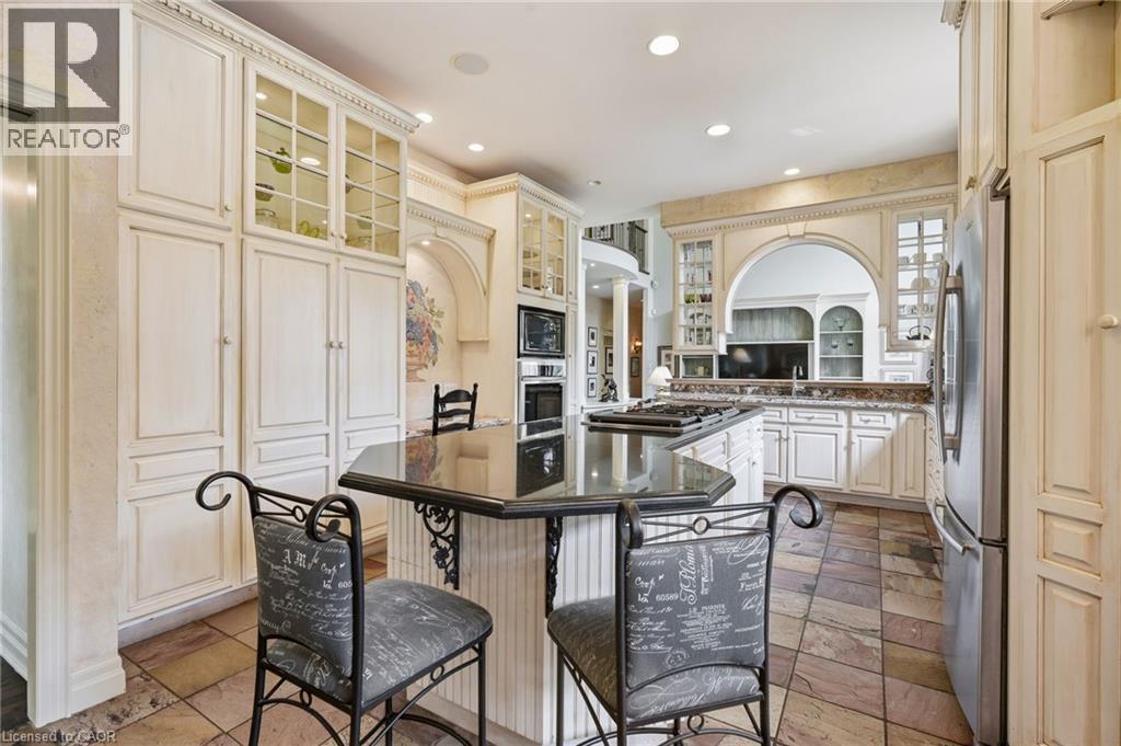 18 Blackberry Place, Hamilton, ON