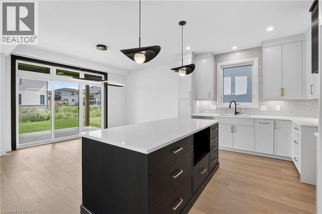 8905 Angie Drive, Niagara Falls, ON