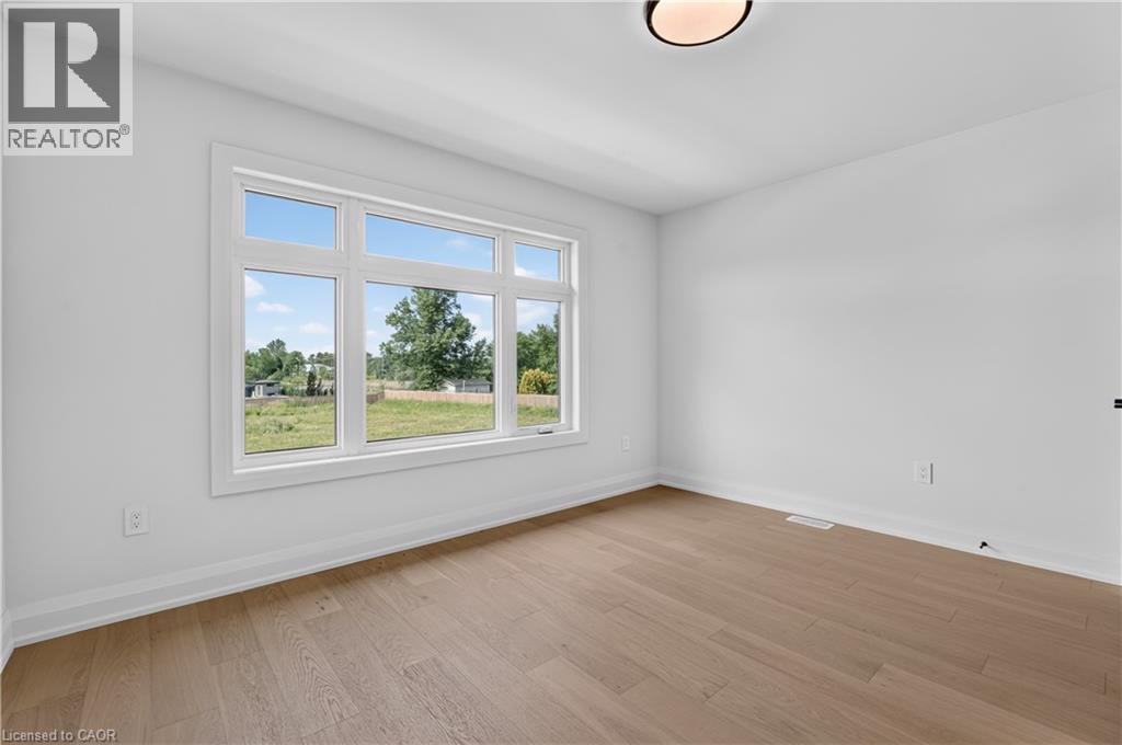 8905 Angie Drive, Niagara Falls, ON