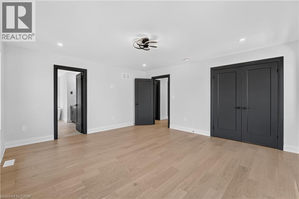 8905 Angie Drive, Niagara Falls, ON