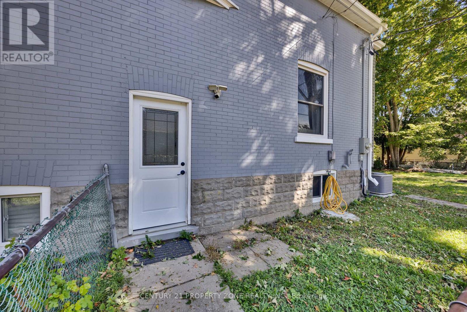 657 Piccadilly Street, London East, ON