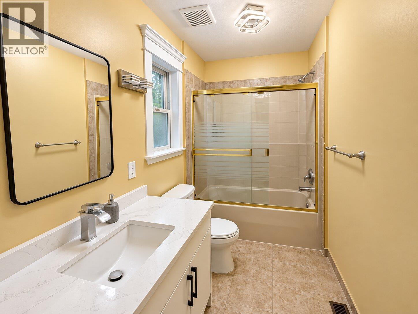 7250 Highway 97 S, Peachland, BC