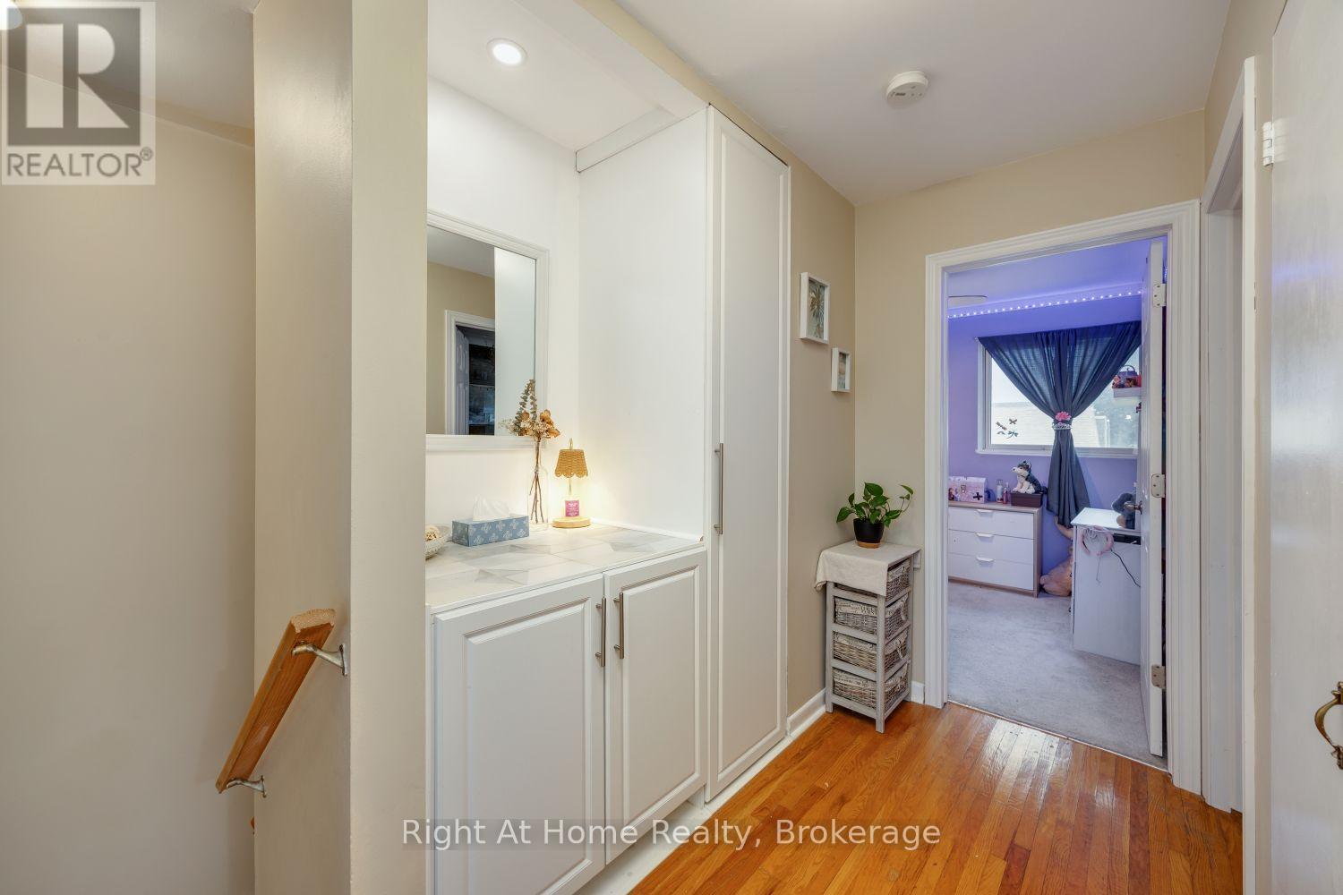 10 Newing Court, Ajax (South East), ON