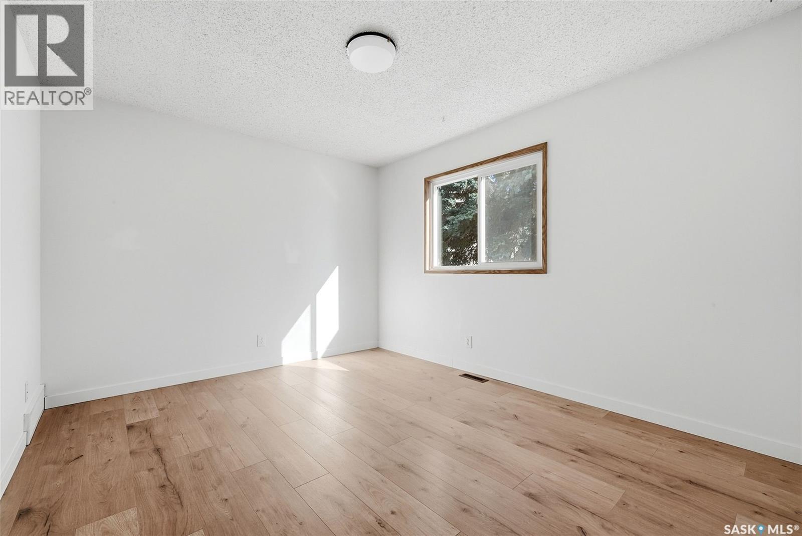 7342 Bennett Drive, Regina, SK