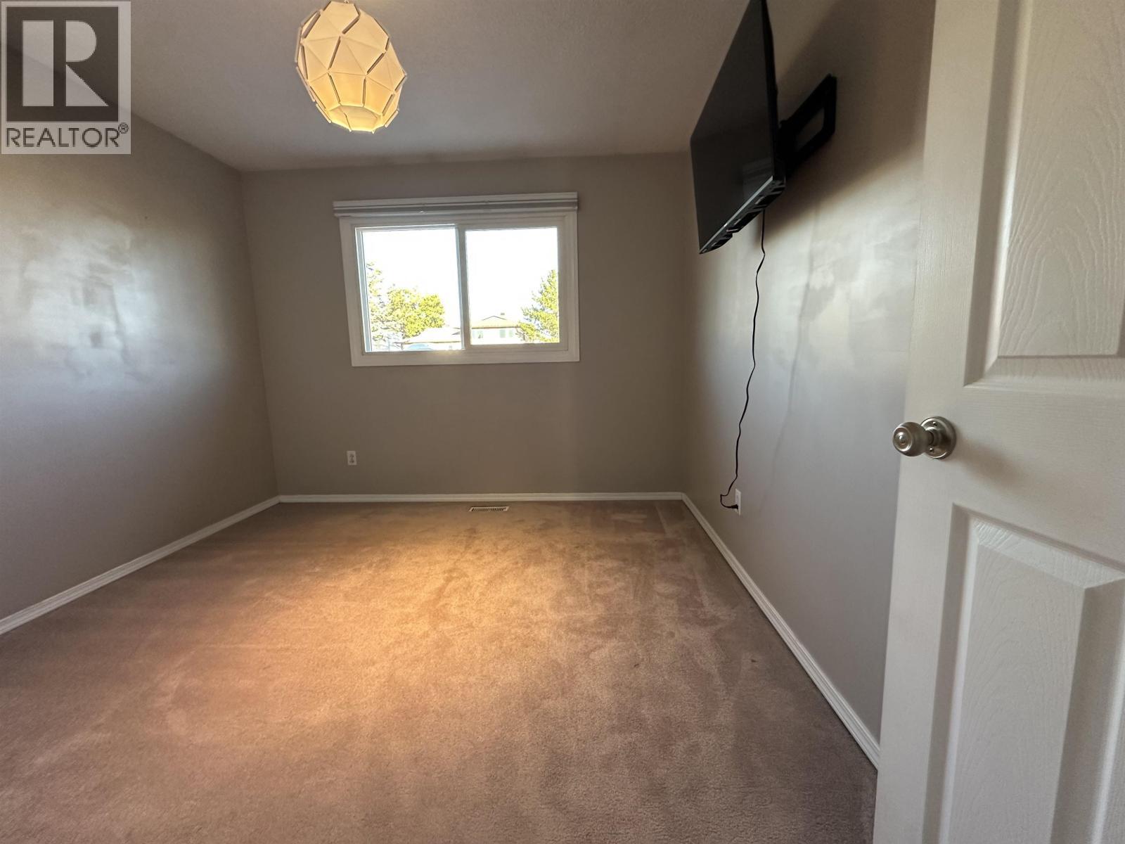 9008 87 Street, Fort St. John, BC