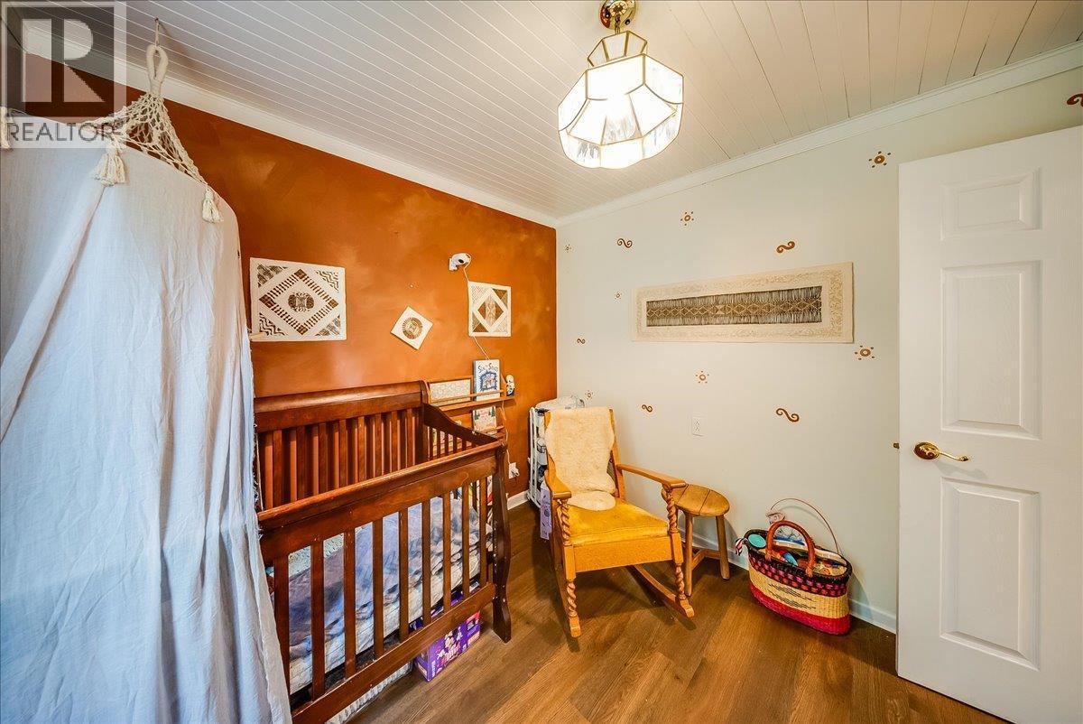 2396 Nault Road, Pass Creek, BC