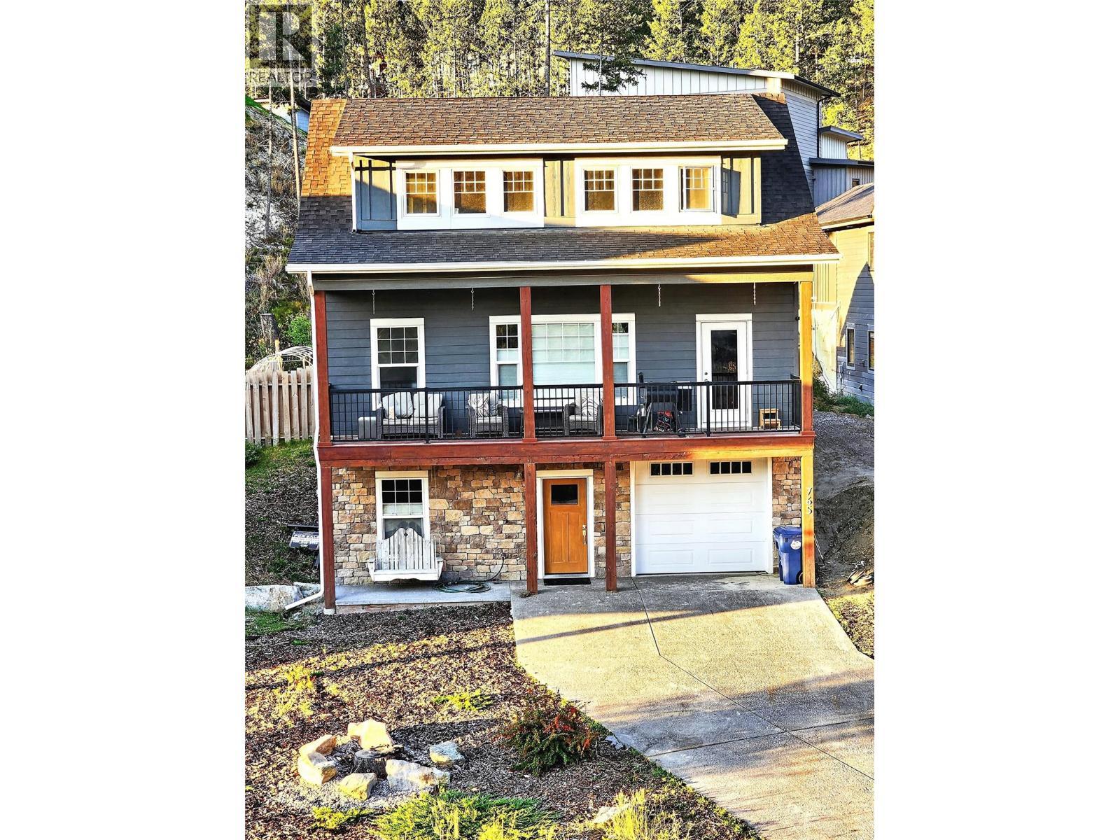 765 Kpokl Road, Invermere, BC
