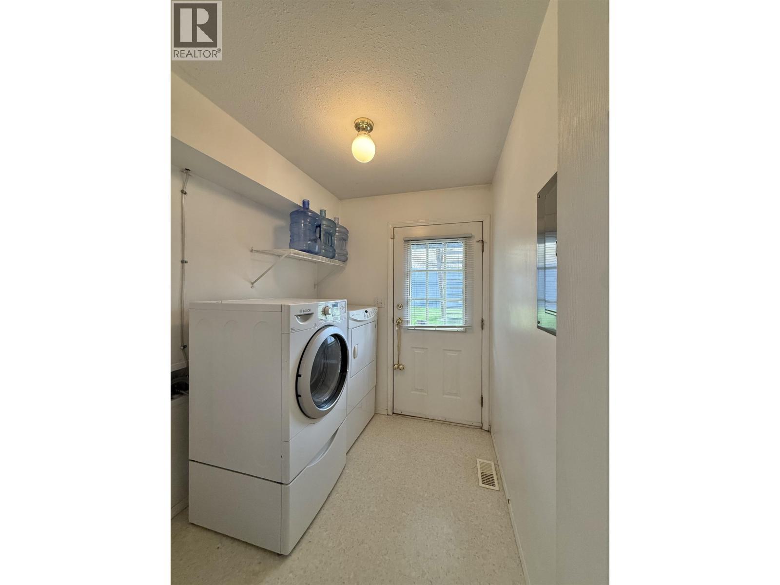 2 1164 N Second Avenue, Williams Lake, BC