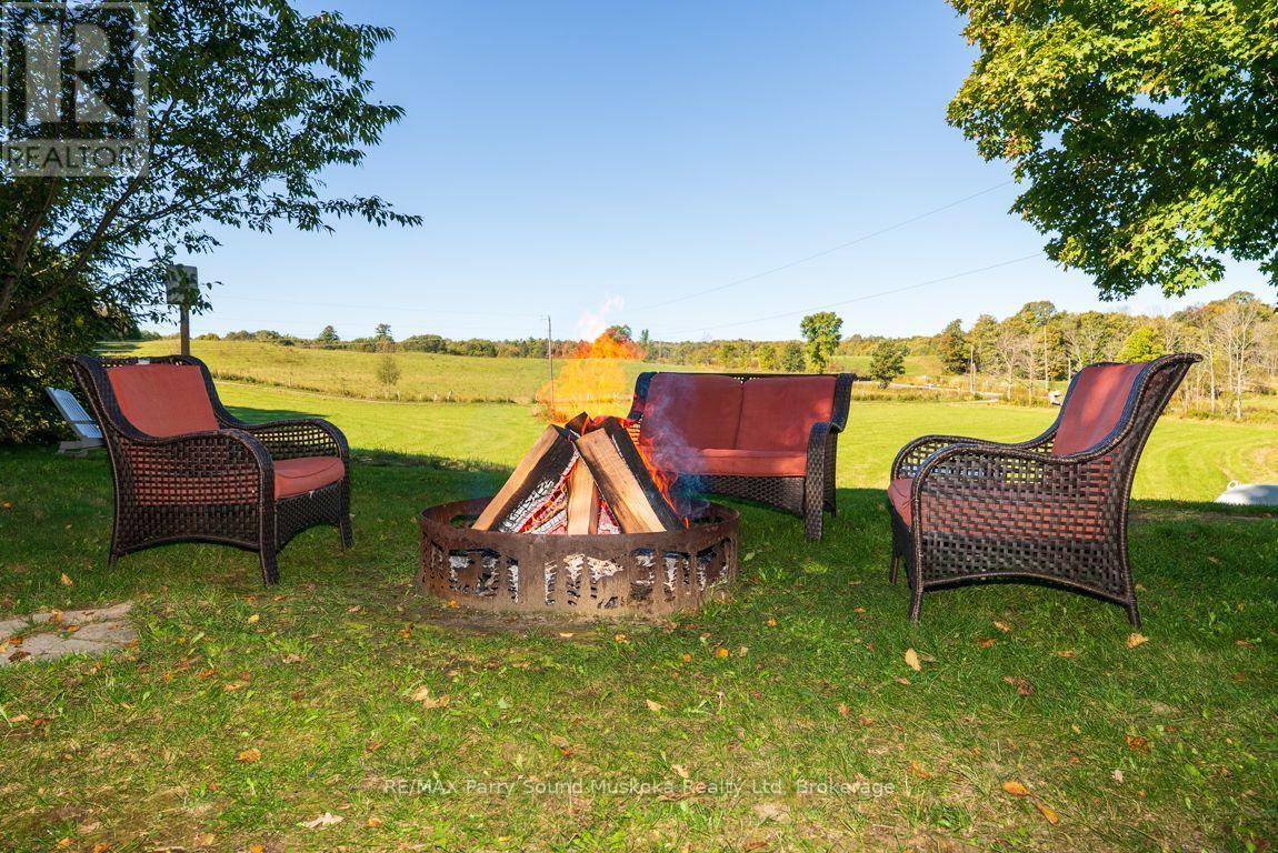 Surrounded by nature, trees & farmers fields - 168B Isabella Lake Road, Seguin, ON