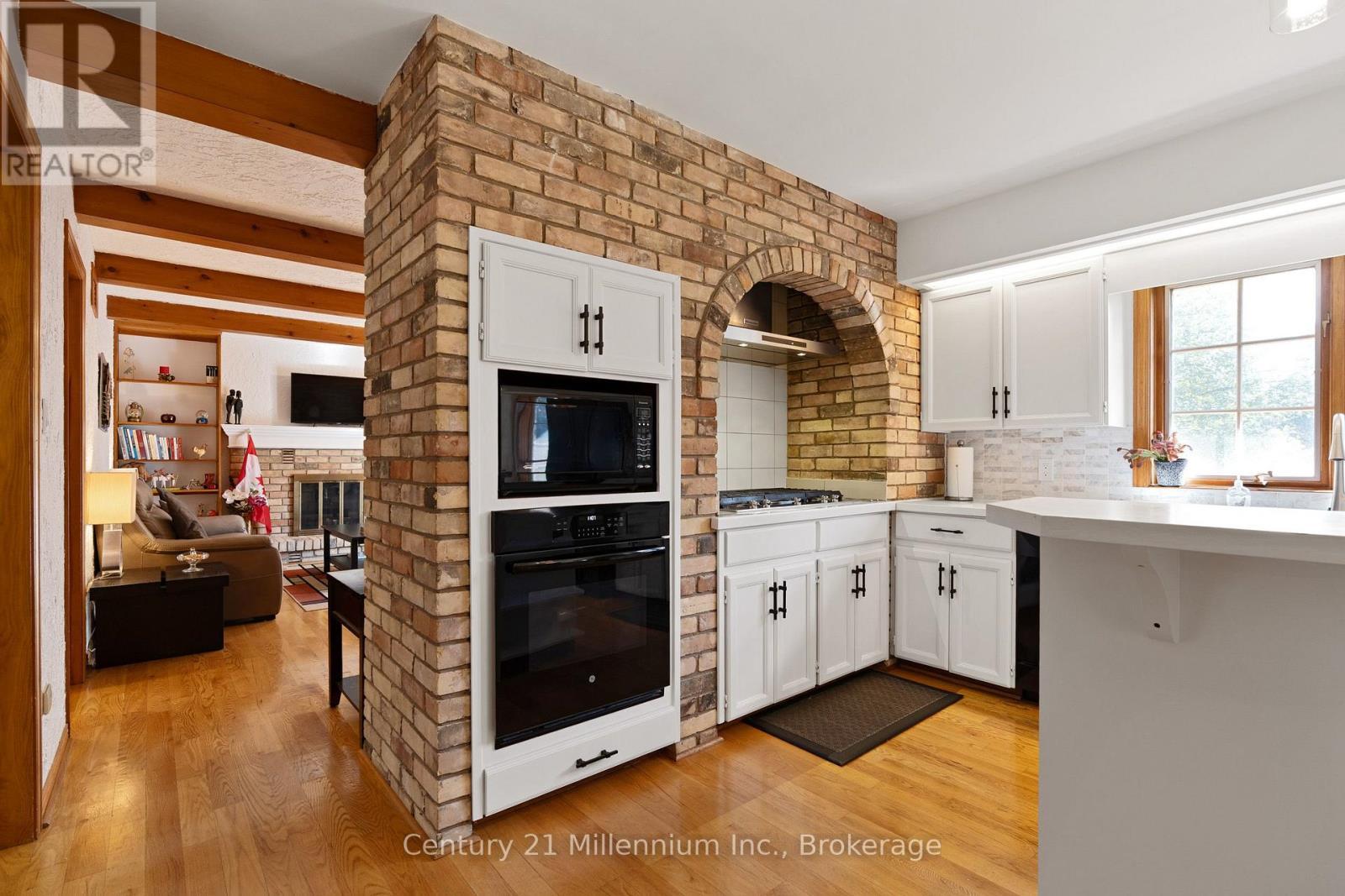 449 6Th Avenue W, Owen Sound, ON