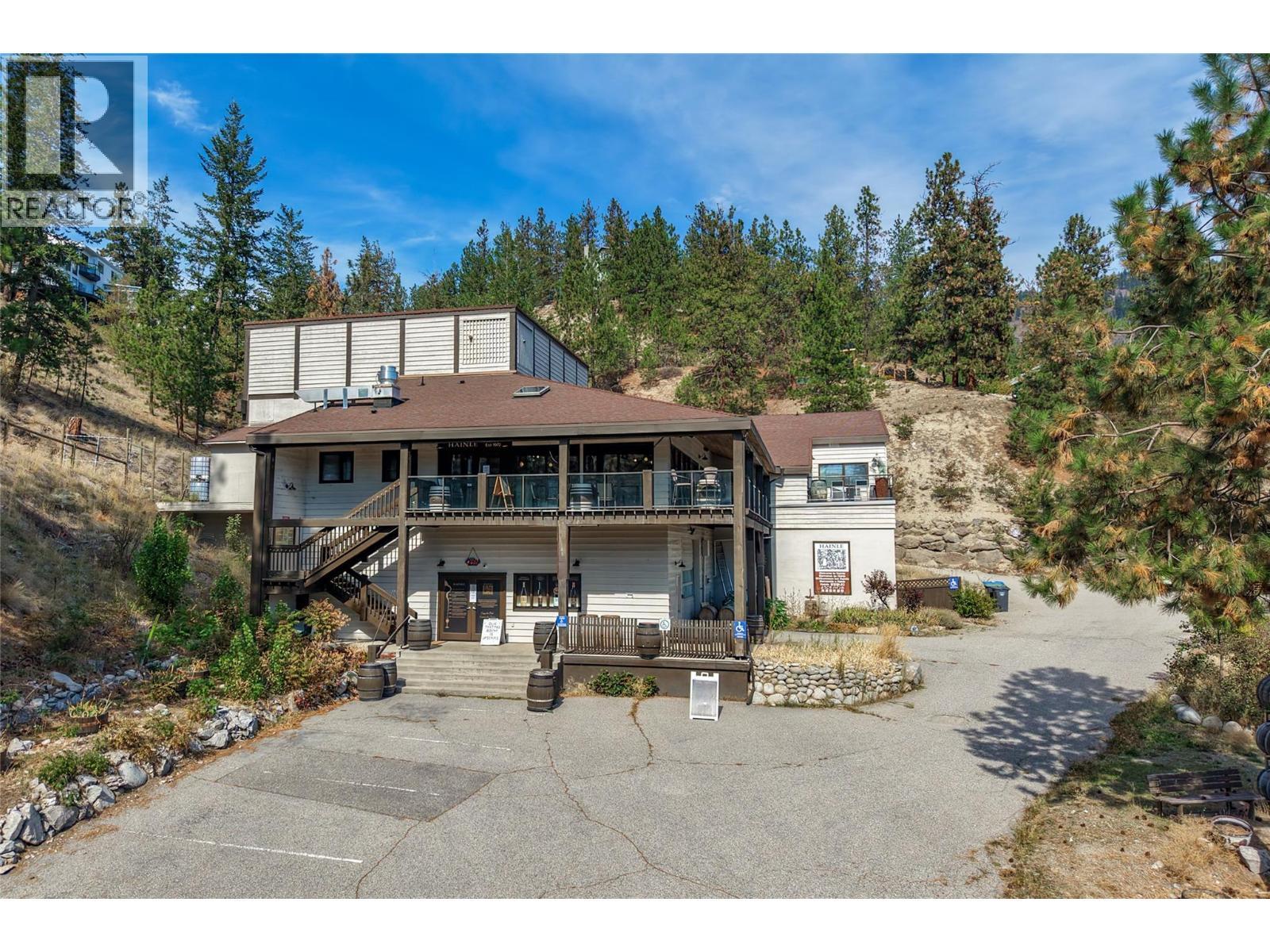 5355 Trepanier Bench Road, Peachland, BC