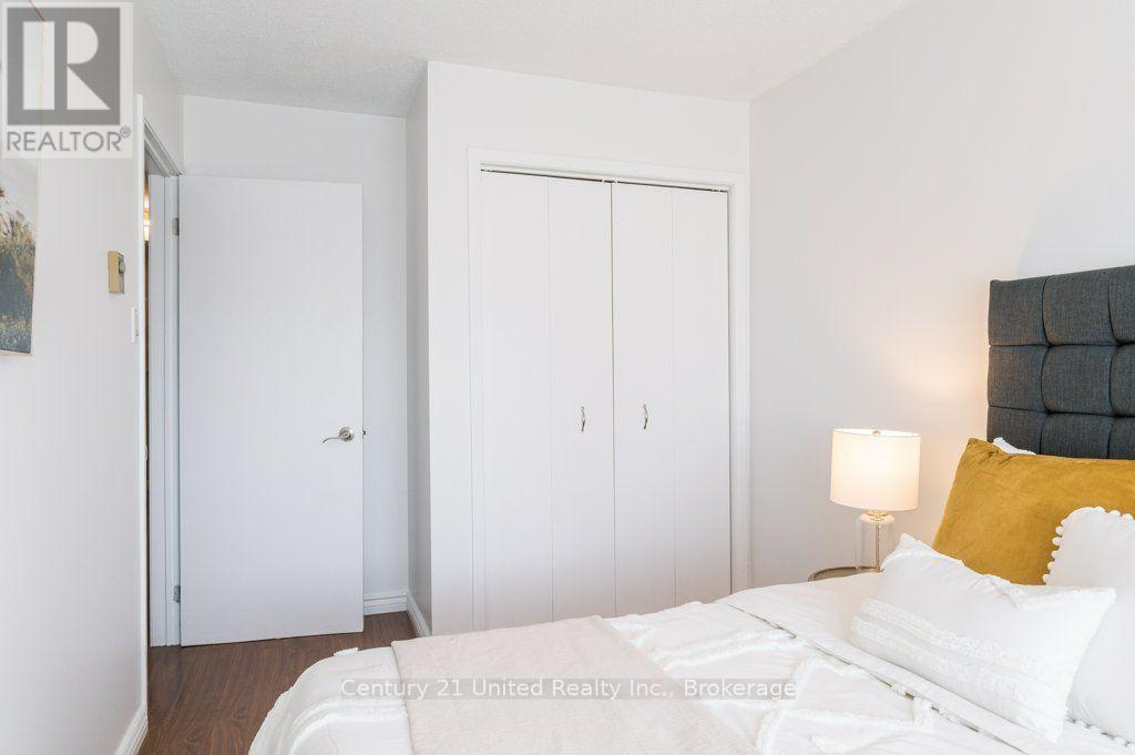 302 - 136 Ware Street, Peterborough (Town Ward 3), ON