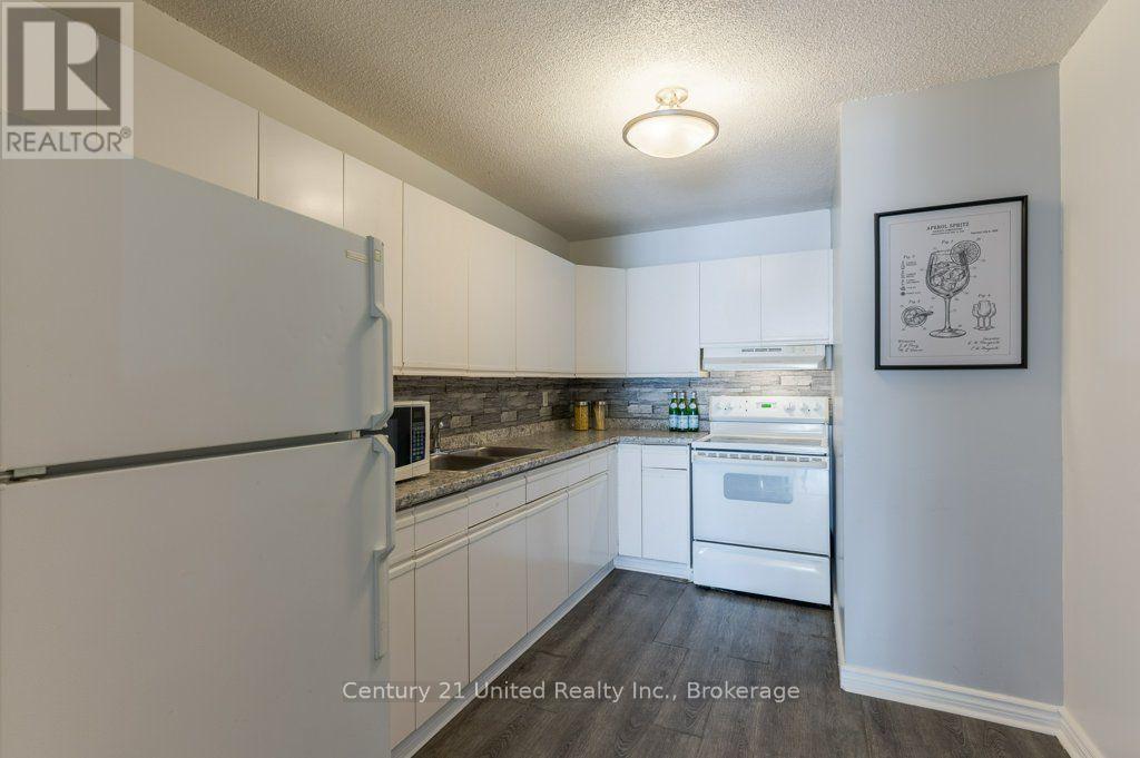 302 - 136 Ware Street, Peterborough (Town Ward 3), ON