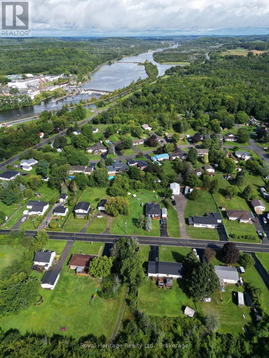 102 Johnstown Road, Quinte West (Sidney Ward), ON