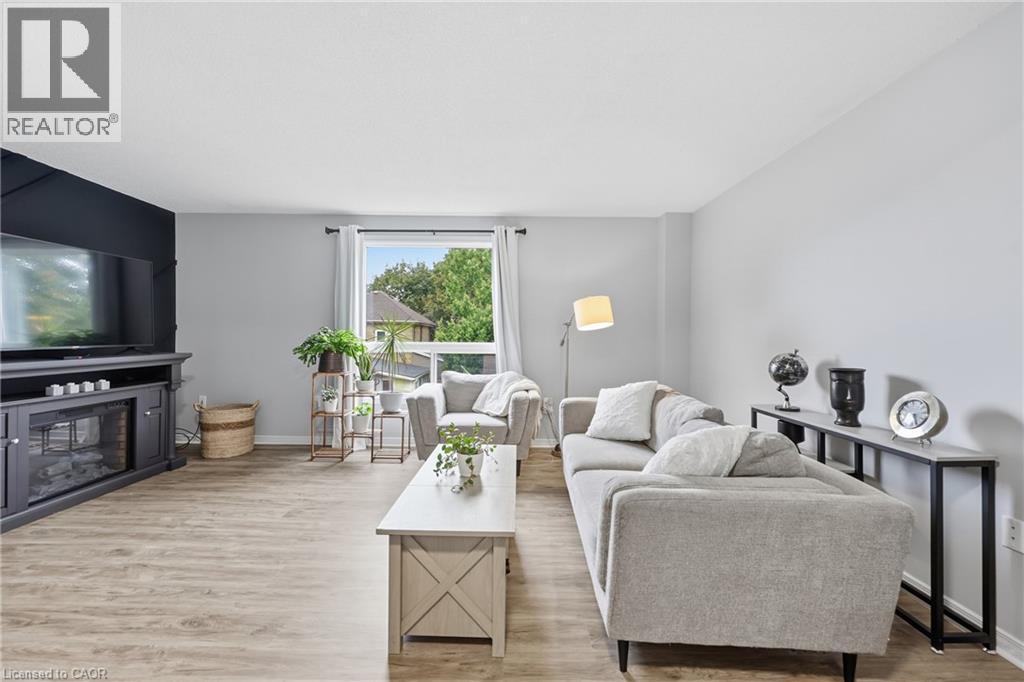 22 Bond Street Unit# D, Brantford, ON