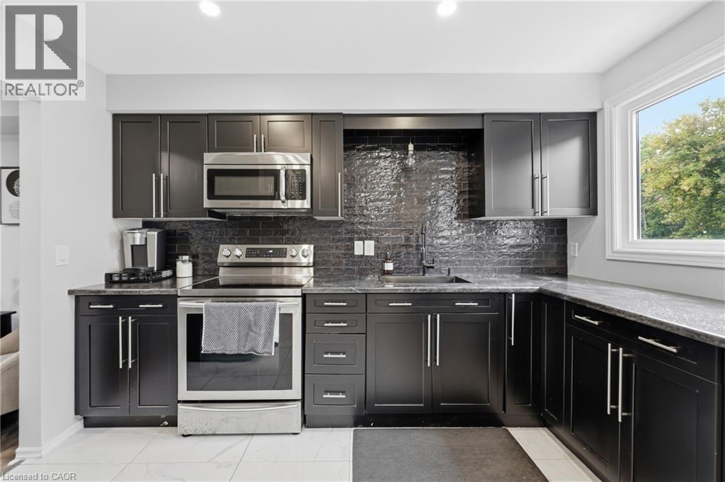22 Bond Street Unit# D, Brantford, ON