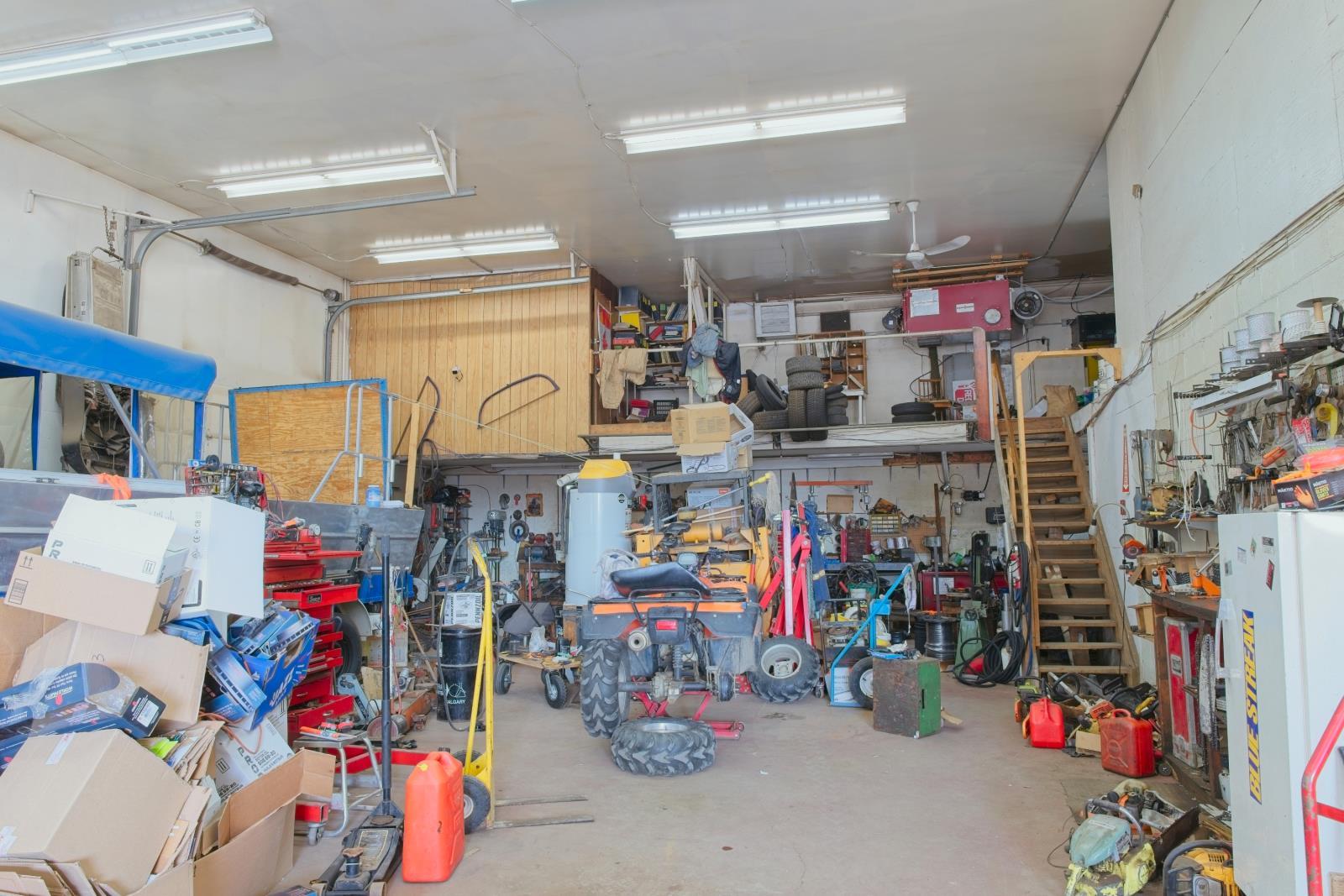 33 State Avenue, Fort Assiniboine, AB