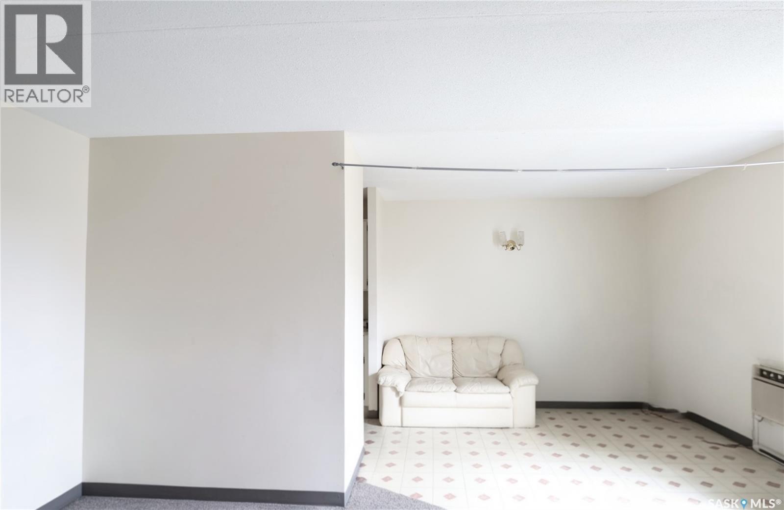 13 51 Centennial Street, Regina, SK
