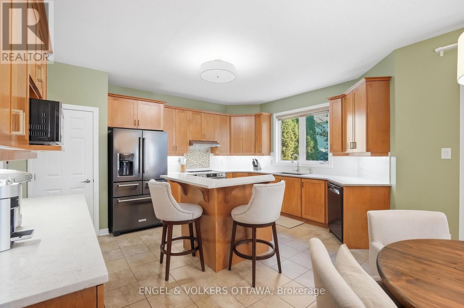 3534 Cambrian Road, Ottawa, ON