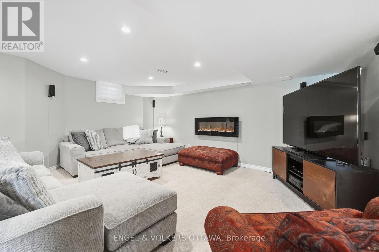 3534 Cambrian Road, Ottawa, ON